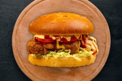 Sushi-Ya-Arad-Burger-pui-karaage-.-copy